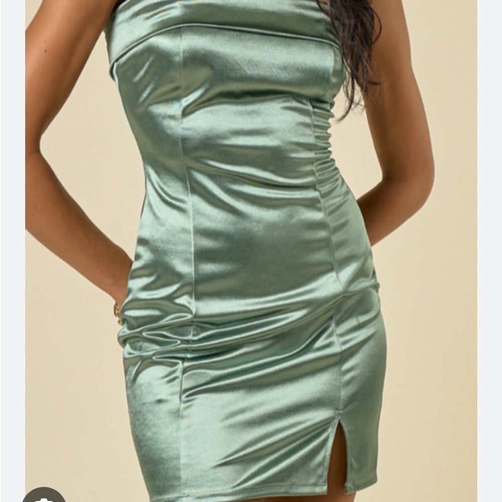 Blue Blush Green Strapless Ruched Sheath Dress